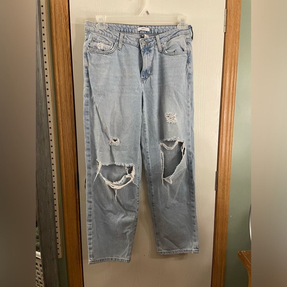 Ripped Mom Jeans